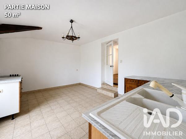 Maison à vendre 6 pièces 170 m² Terres-de-Haute-Charente