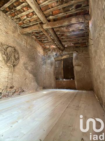 Grange 5 pièces de 100 m² à Gonfaron (83590)