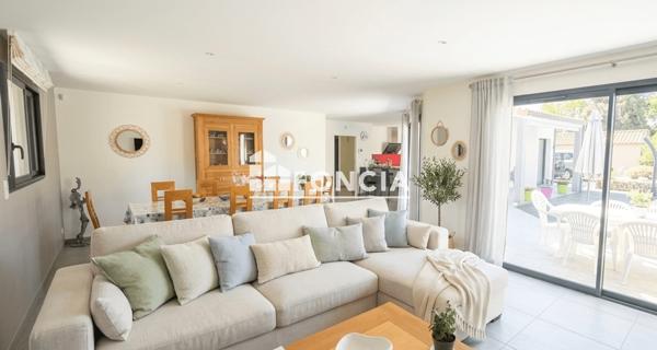 À vendre Maison 5 pièces 188.18 m² - Meschers-sur-gironde 17132