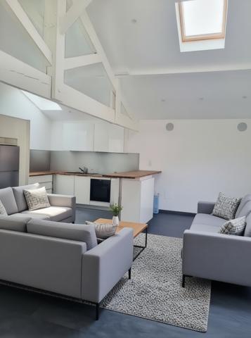 Appartement
         3 pièces
        - 81 m² 257 500 € *