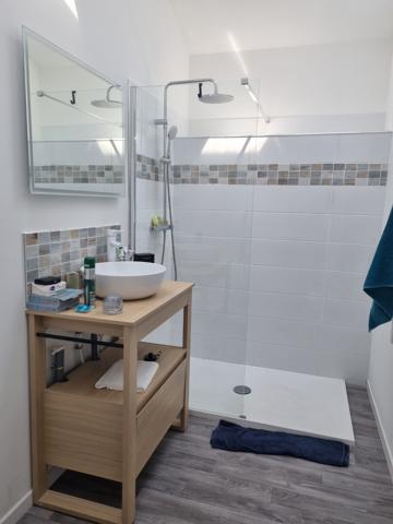 Appartement
         3 pièces
        - 81 m² 257 500 € *