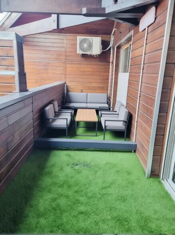 Appartement
         3 pièces
        - 81 m² 257 500 € *
