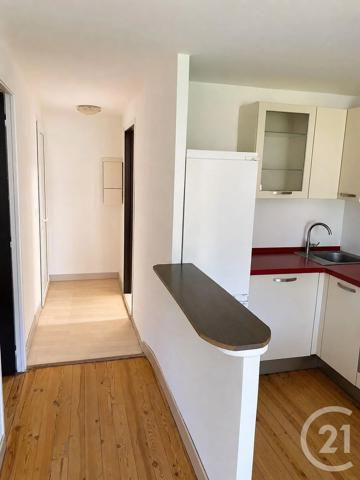 Appartement T3 à vendre  3 pièces - 40 m 2   DIGNE LES BAINS  - 04