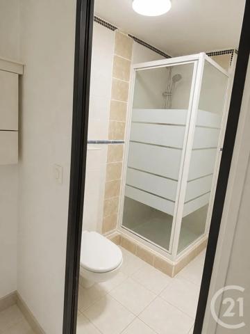 Appartement T3 à vendre  3 pièces - 40 m 2   DIGNE LES BAINS  - 04