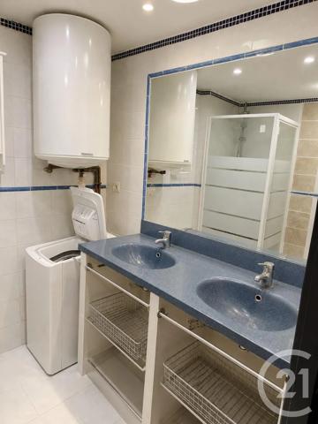 Appartement T3 à vendre  3 pièces - 40 m 2   DIGNE LES BAINS  - 04