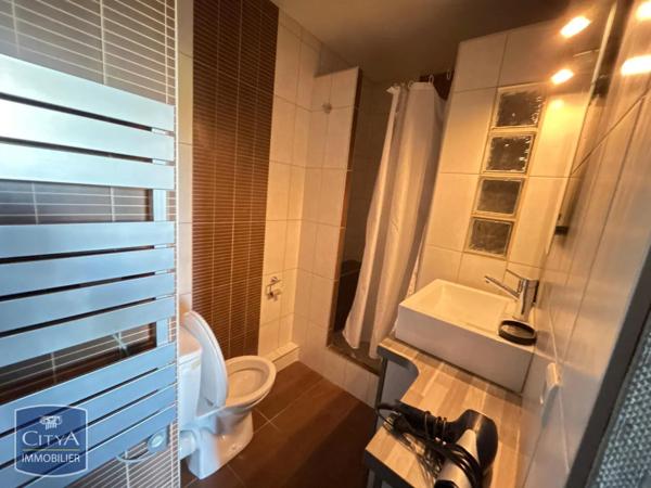Appartement à louer 2 pièces 34.68m² Pau (64000)