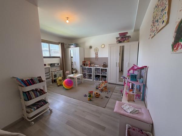 Maison 6 pièce(s) 4 chambre(s) 155 m²