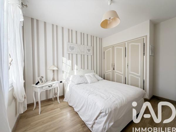 Maison à vendre 5 pièces 132 m² Hyères