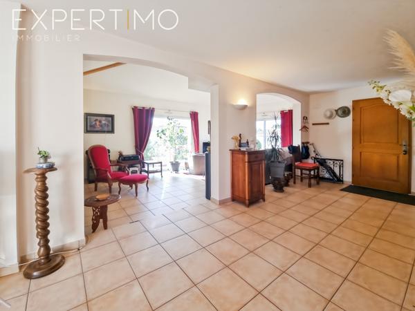 Moutiers-en-Retz (44760) Villa - DPE: B -7 pièces + studio 200 m²– Vue marais – Piscine – Terrain 1455 m²
