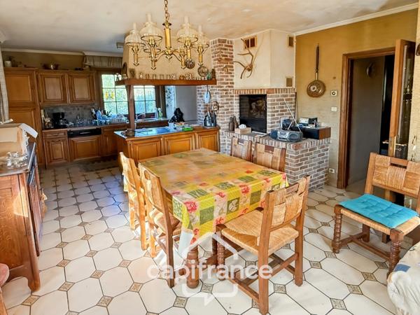 Maison de caractère style manoir – 258 m² – Parc arboré – Allée privative – Fort potentiel