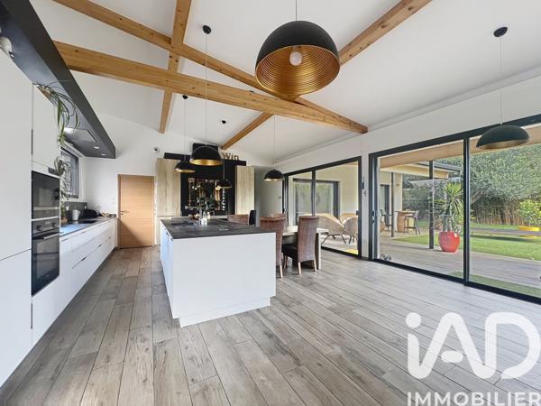 Maison à vendre 5 pièces 191 m² Cugnaux