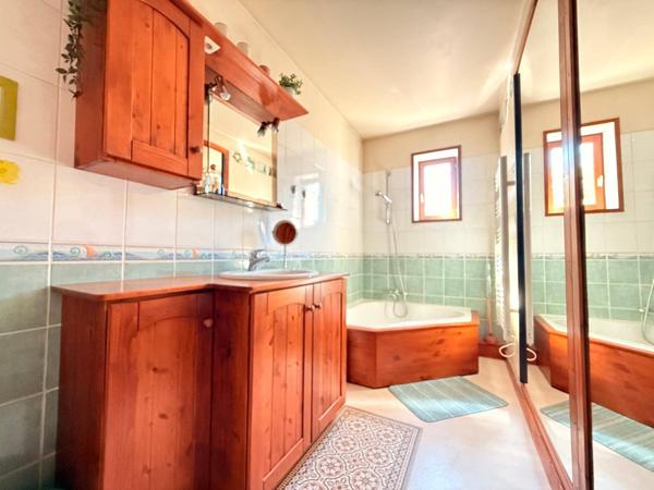 Maison 5 pièces 4 chambres Saint Ouen l'Aumône