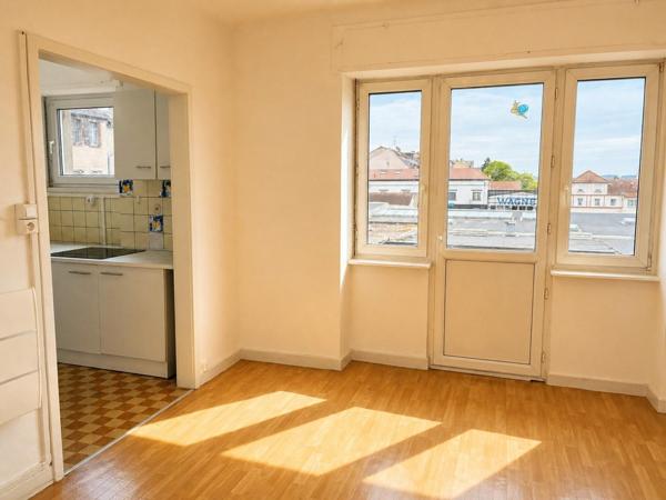 Appartement F4 lumineux – Centre-ville