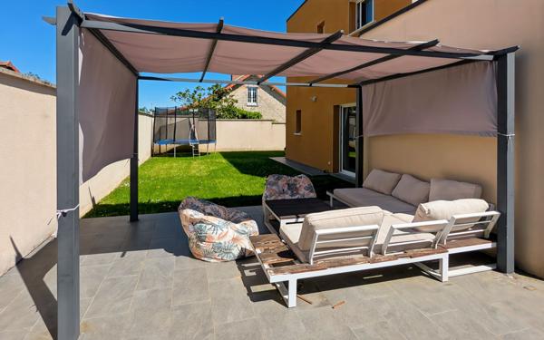 Maison à vendre    5 pièces • 107 m2 Rambouillet