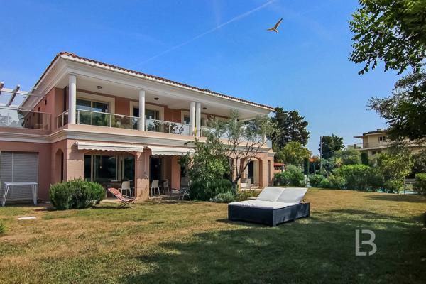 Appartement / Villa Cap d'Antibes proche des plages à pied