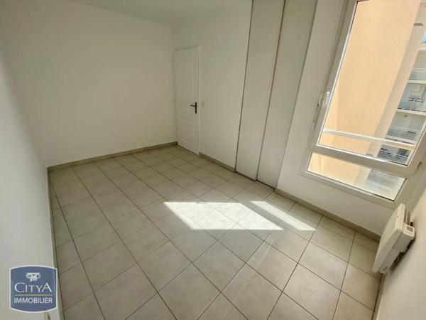 Appartement à louer 3 pièces 63.78m² Toulon (83200)