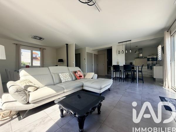 Maison à vendre 4 pièces 101 m² Théza