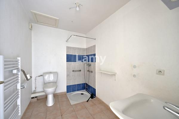 Parking + appartement