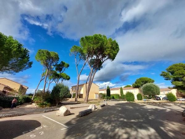 Parking + appartement