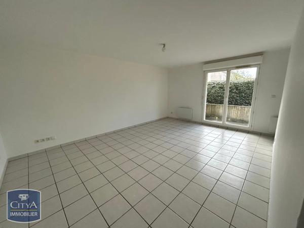 Appartement à louer 2 pièces 48.65m² Montigny-en-Gohelle (62640)