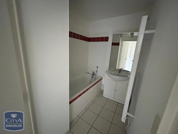 Appartement à louer 2 pièces 48.65m² Montigny-en-Gohelle (62640)