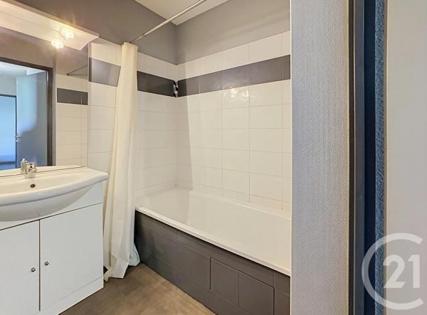 Appartement F2 à vendre  2 pièces - 44,77 m 2   MURET  - 31