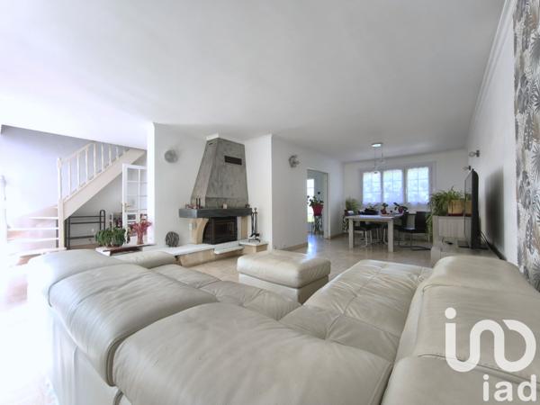 Maison à vendre 6 pièces 143 m² Montévrain