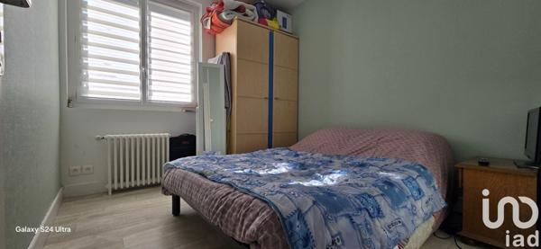 Pavillon 4 pièces de 71 m² à Vallenay (18190)