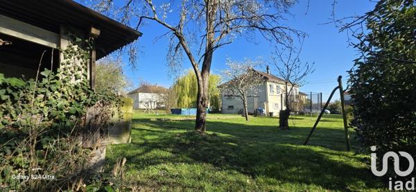 Pavillon 4 pièces de 71 m² à Vallenay (18190)