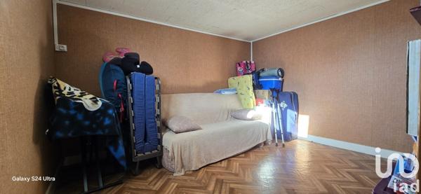 Pavillon 4 pièces de 71 m² à Vallenay (18190)