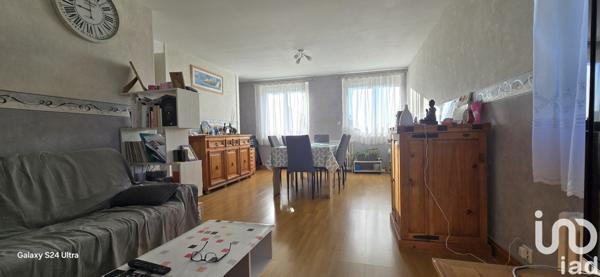 Pavillon 4 pièces de 71 m² à Vallenay (18190)