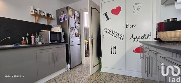 Pavillon 4 pièces de 71 m² à Vallenay (18190)