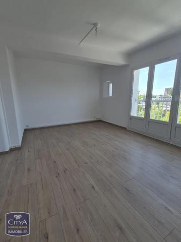 Appartement à louer 3 pièces 62.65m² Maubeuge (59600)