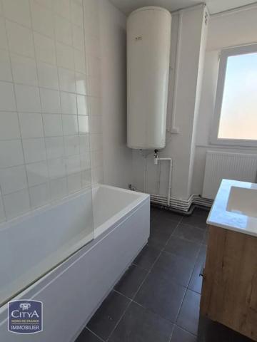 Appartement à louer 3 pièces 62.65m² Maubeuge (59600)