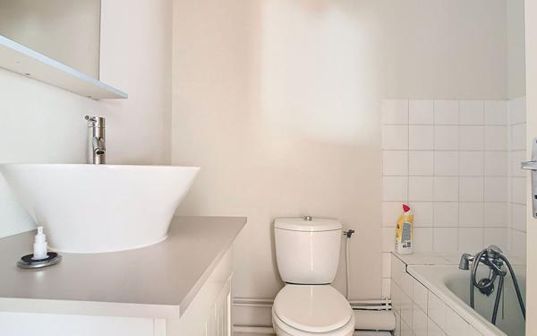 Appartement à louer    2 pièces • 40,79 m2 Aurillac