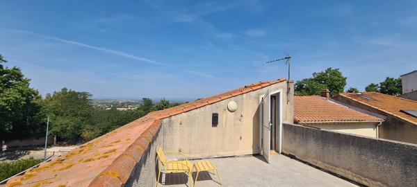 IMMEUBLE A USAGE DE BUREAUX