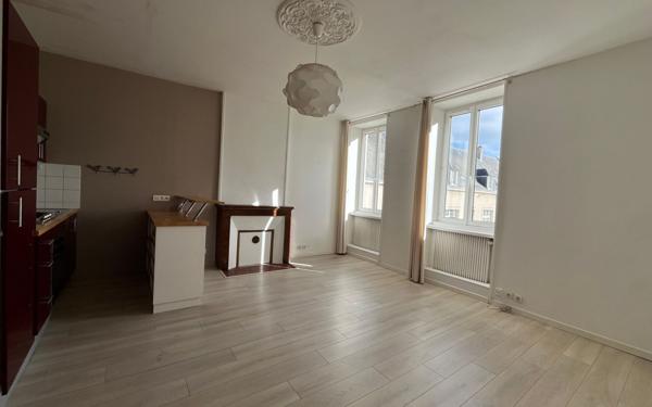 Appartement à vendre    2 pièces • 47,62 m2 La Rochelle
