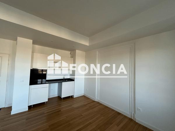 Location Appartement 3 pièces 66.22 m² - 44 - 46 RUE DE BRETAGNE Laval 53000