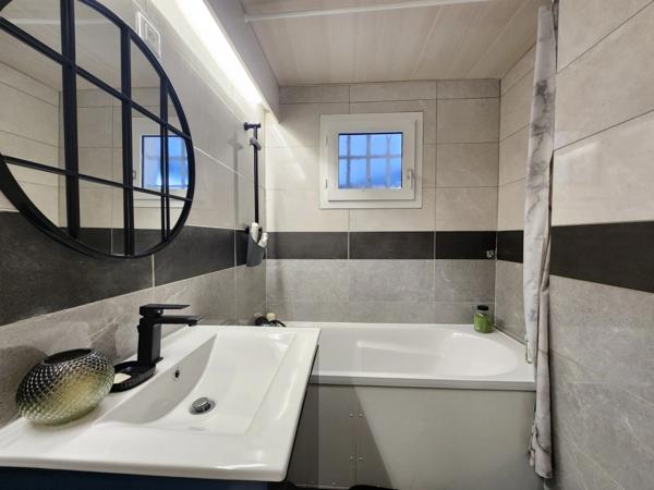 🏡 Charmante Maison T2 Mezzanine 40m² – Résidence de bord de mer, calme avec Piscine