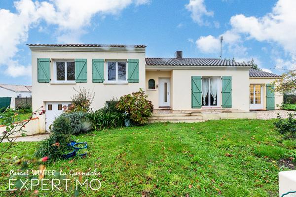 Soullans (85300) Maison 5 chambres + bureau, terrain 1000m²