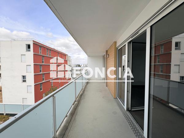 Location Appartement 3 pièces 94.86 m² - 47 RUE PIERRE TAITTINGER Reims 51100