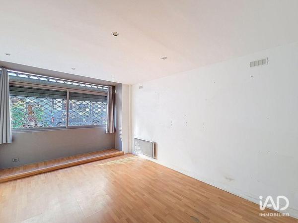 Boutique/Local commercial à vendre 55 m² Paris 9