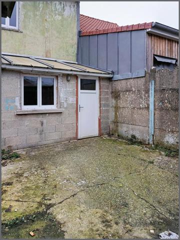 Maison 3 pièces à rénover – 2 chambres – Jardin