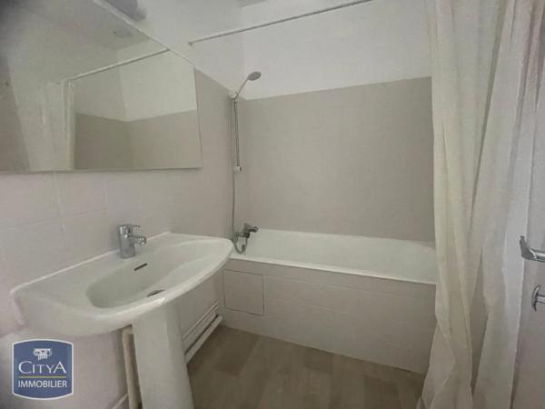 Appartement à louer 2 pièces 43.6m²