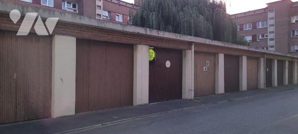 A Vendre Garage Dunkerque 59140
Quartier des Halles,  Garage de 1 voiture avec accès sécurisé.  