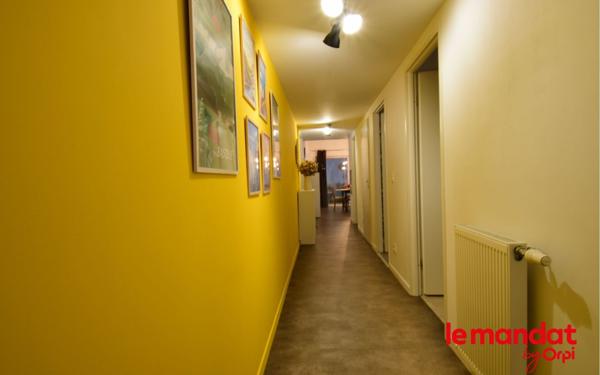 Appartement à louer    4 pièces • 82,70 m2 Bègles
