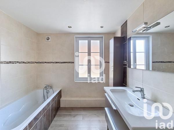 Maison à vendre 7 pièces 139 m² Forges-les-Eaux