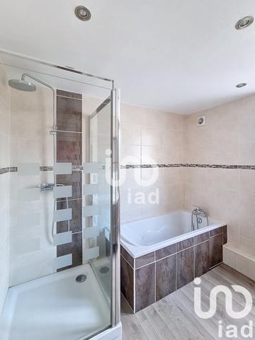 Maison à vendre 7 pièces 139 m² Forges-les-Eaux