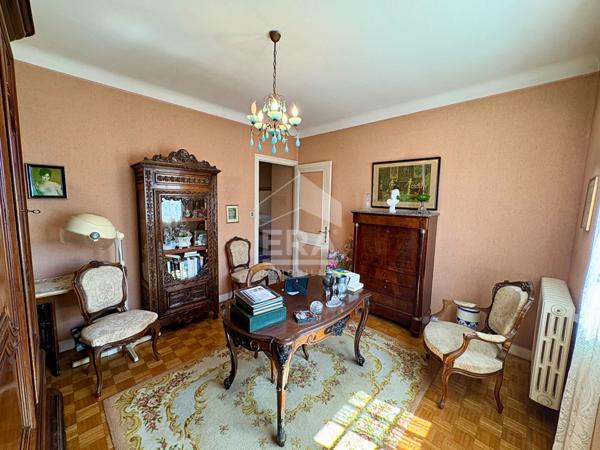 Maison Pineuilh 7 pièces, 180 m2 habitable, 5 chambres, garage,  à pied de la ville et de la gare