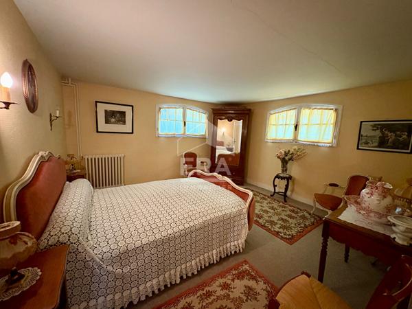 Maison Pineuilh 7 pièces, 180 m2 habitable, 5 chambres, garage,  à pied de la ville et de la gare